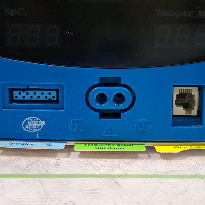 GE Healthcare Dinamap V100 - NIBP, SpO2, Temp Vital Signs Monitor