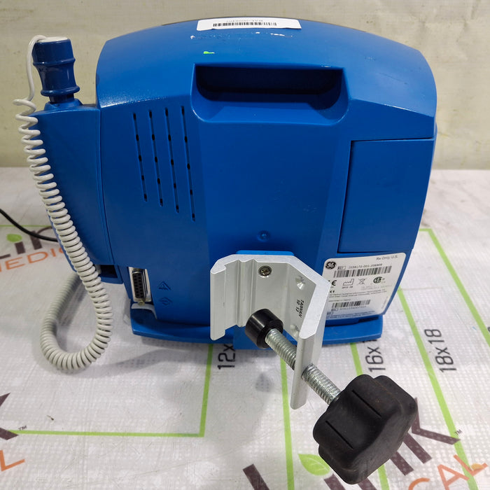 GE Healthcare Dinamap V100 - NIBP, SpO2, Temp Vital Signs Monitor