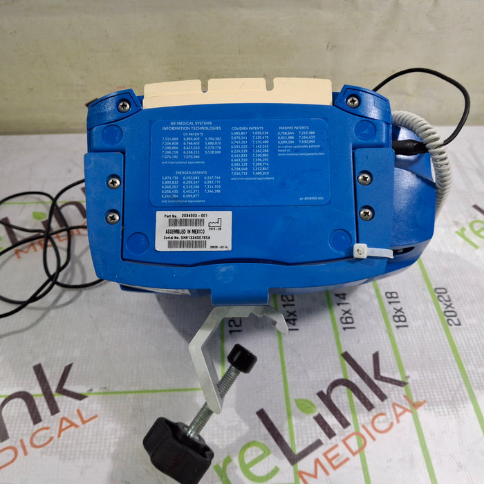 GE Healthcare Dinamap V100 - NIBP, SpO2, Temp Vital Signs Monitor