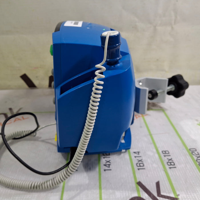 GE Healthcare Dinamap V100 - NIBP, SpO2, Temp Vital Signs Monitor