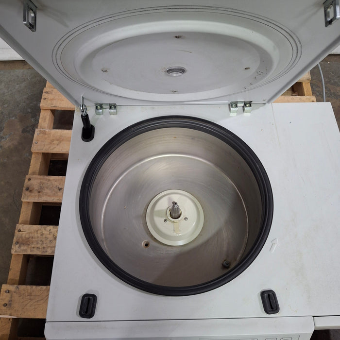 Eppendorf 5810R Refrigerated Centrifuge