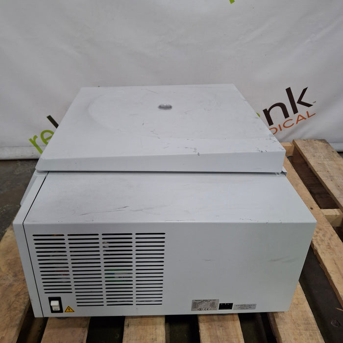Eppendorf 5810R Refrigerated Centrifuge