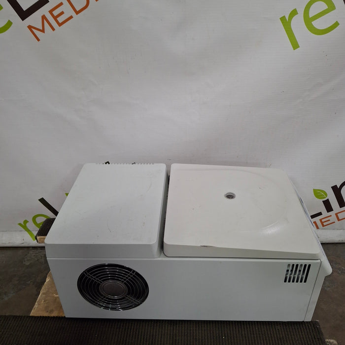 Eppendorf 5417R Centrifuge
