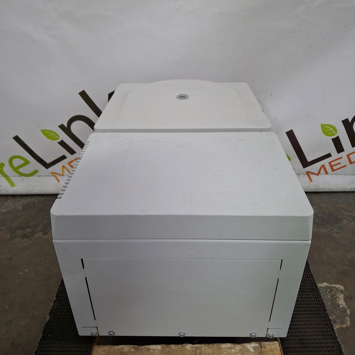 Eppendorf 5417R Centrifuge