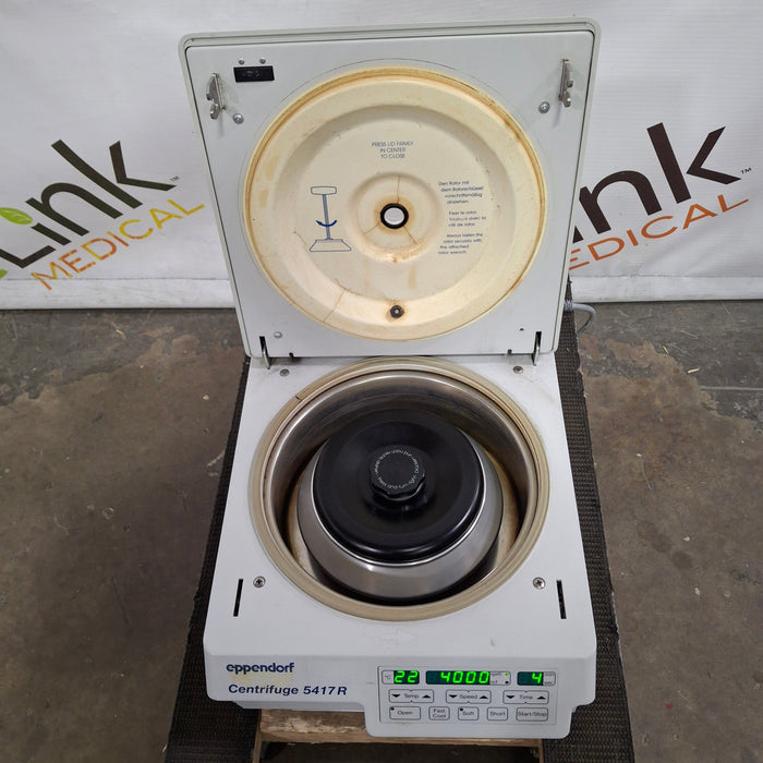 Eppendorf 5417R Centrifuge
