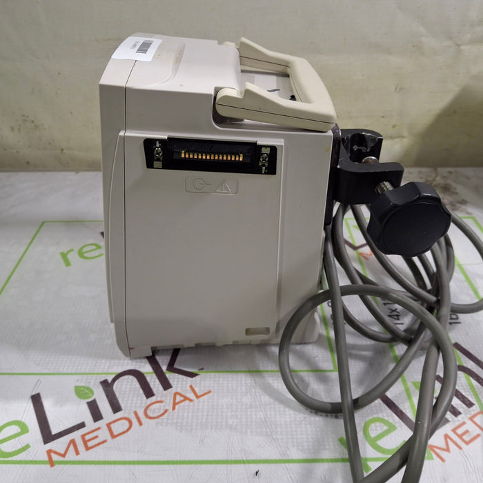 CareFusion Alaris 8015 Small Screen POC Infusion Pump