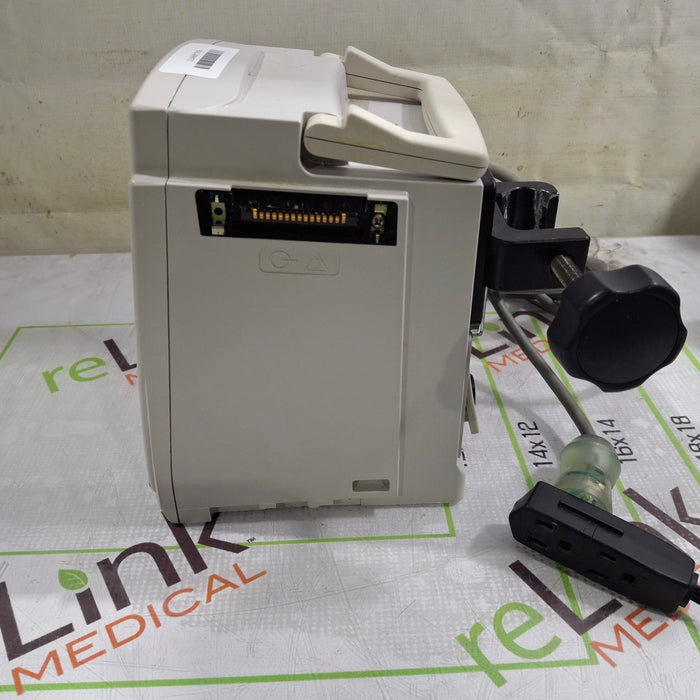 CareFusion Alaris 8015 Large Screen POC Infusion Pump