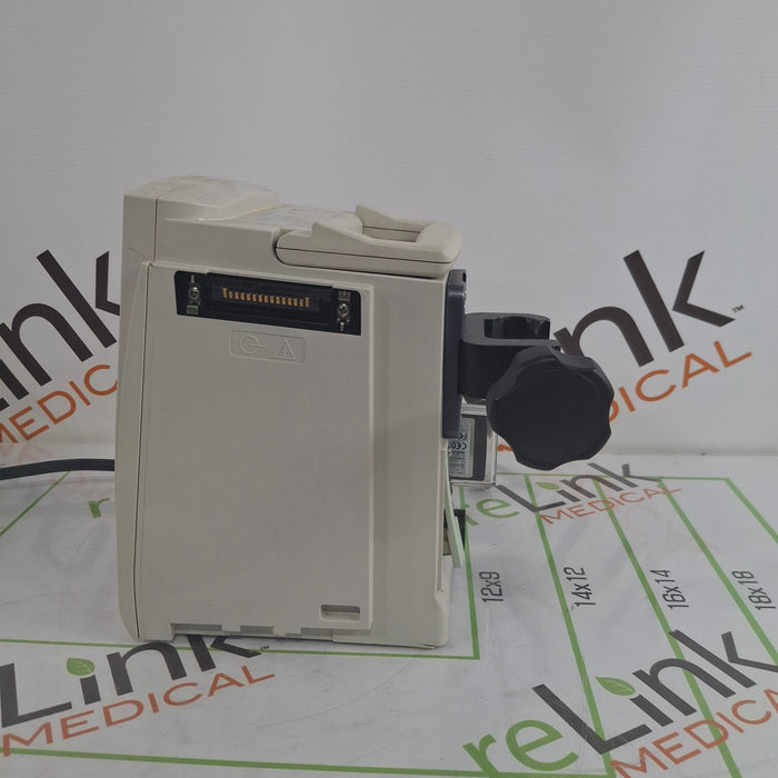 CareFusion Alaris 8015 Small Screen POC Infusion Pump