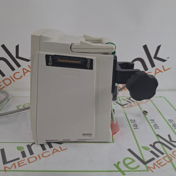 CareFusion Alaris 8015 Small Screen POC Infusion Pump