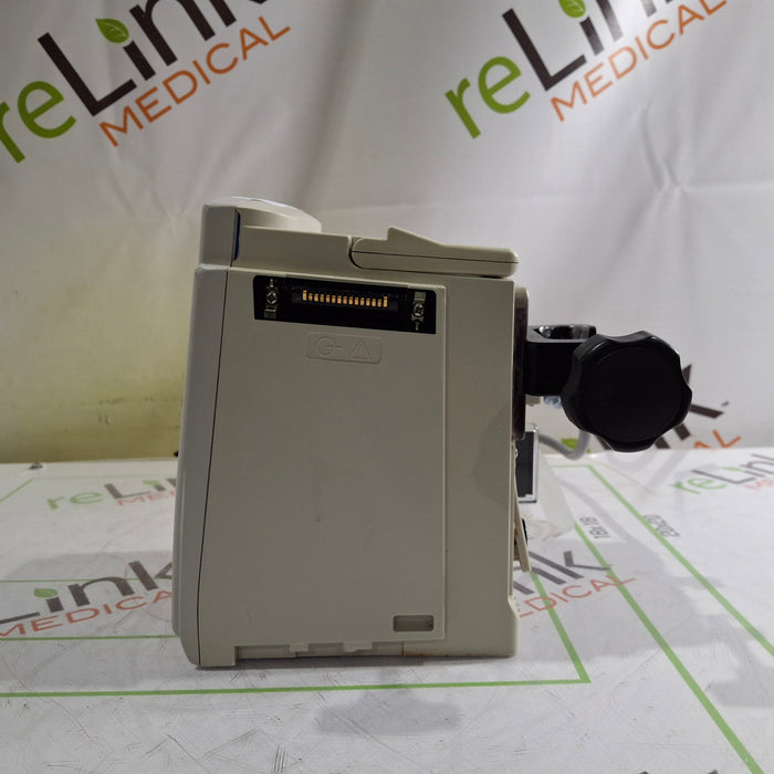 CareFusion Alaris 8015 Large Screen POC Infusion Pump