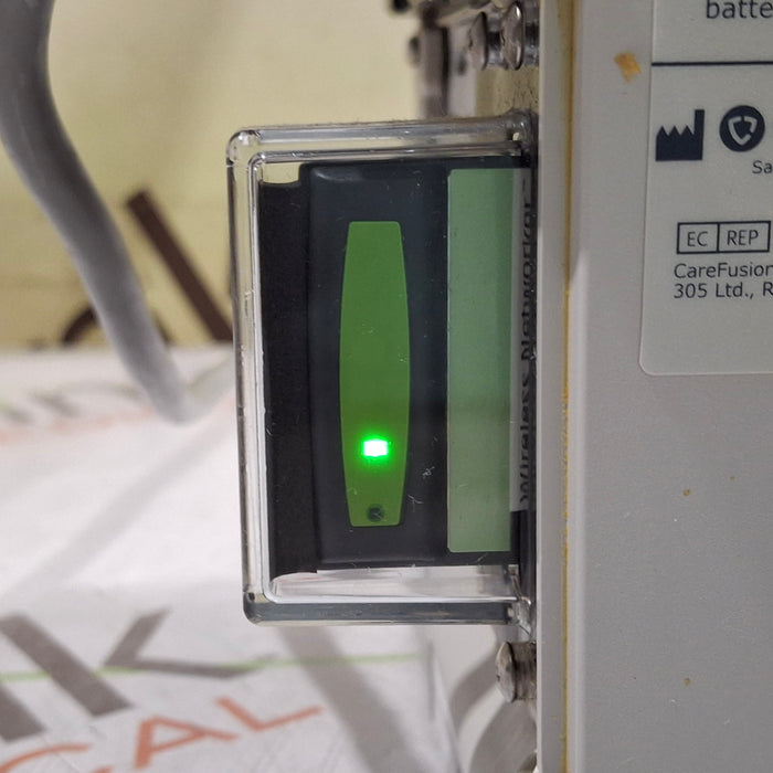CareFusion Alaris 8015 Large Screen POC Infusion Pump