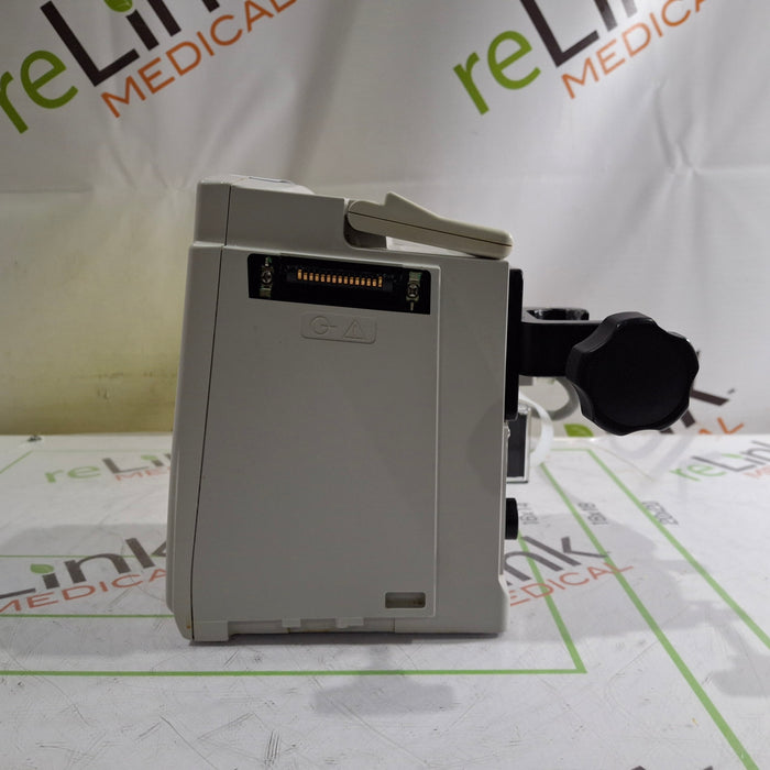 CareFusion Alaris 8015 Large Screen POC Infusion Pump
