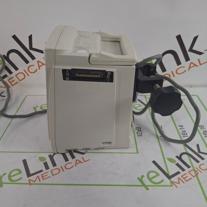 CareFusion Alaris 8015 Small Screen POC Infusion Pump