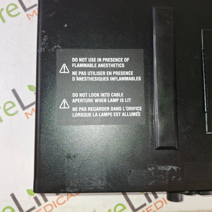 BFW, Inc. Maxenon Xi 300 Light Source
