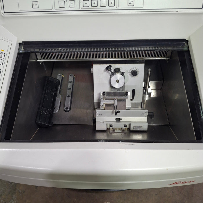 Leica CM1850 Cryostat