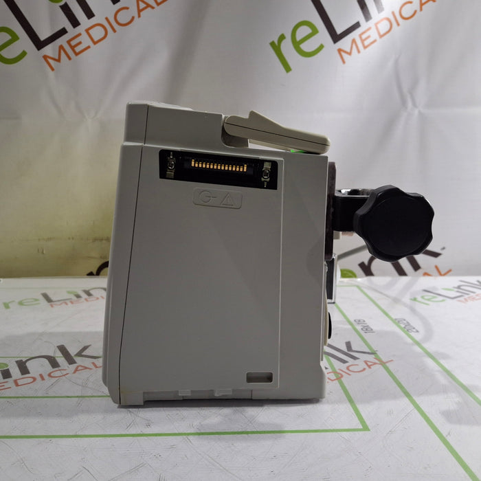 CareFusion Alaris 8015 Large Screen POC Infusion Pump