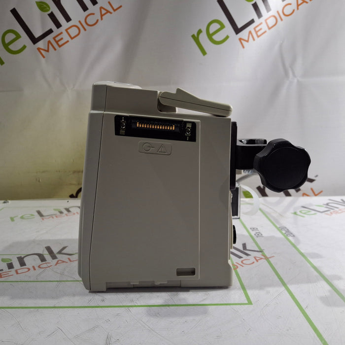 CareFusion Alaris 8015 Large Screen POC Infusion Pump