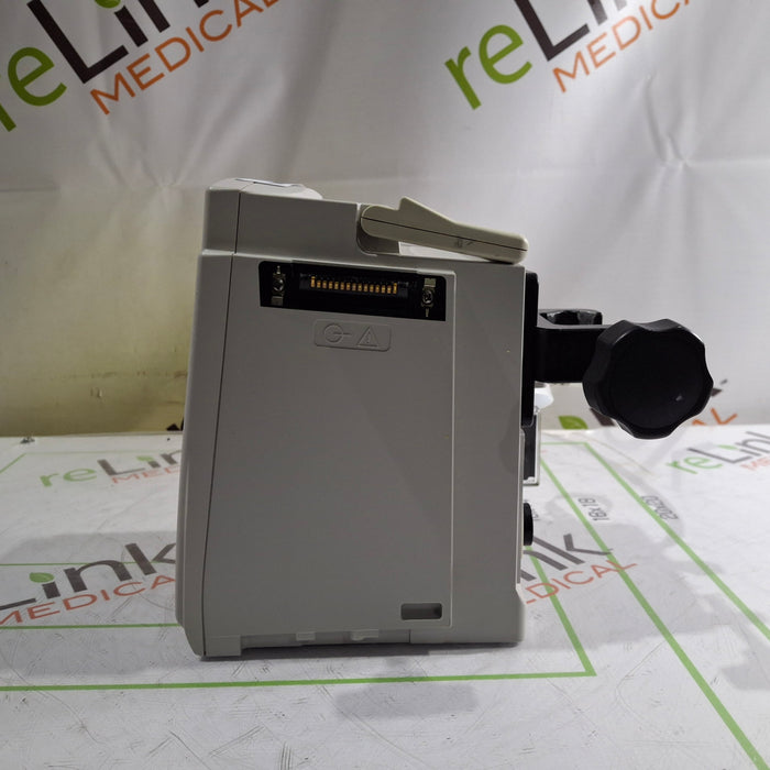 CareFusion Alaris 8015 Large Screen POC Infusion Pump