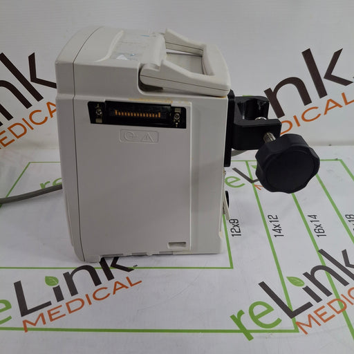 CareFusion CareFusion Alaris 8015 Large Screen POC Infusion Pump Infusion Pump reLink Online
