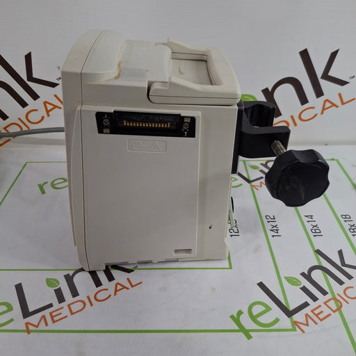 CareFusion CareFusion Alaris 8015 Small Screen POC Infusion Pump Infusion Pump reLink Online