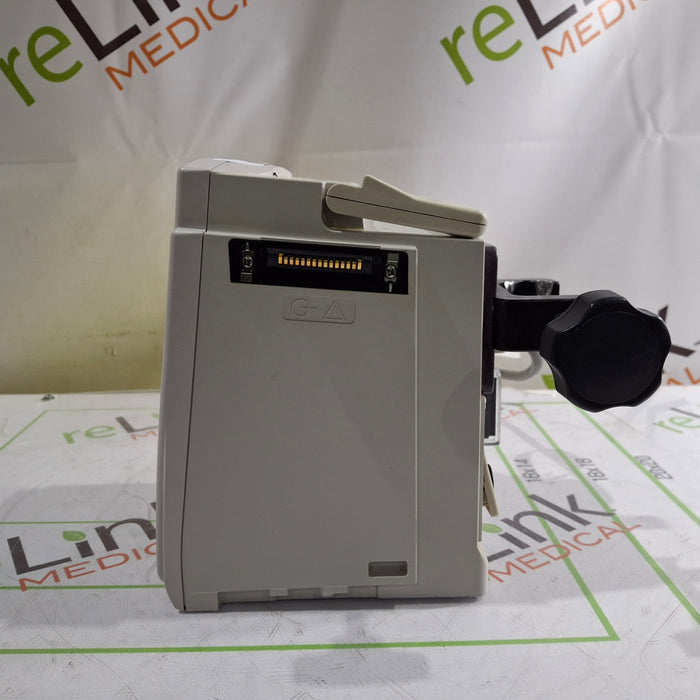 CareFusion Alaris 8015 Small Screen POC Infusion Pump