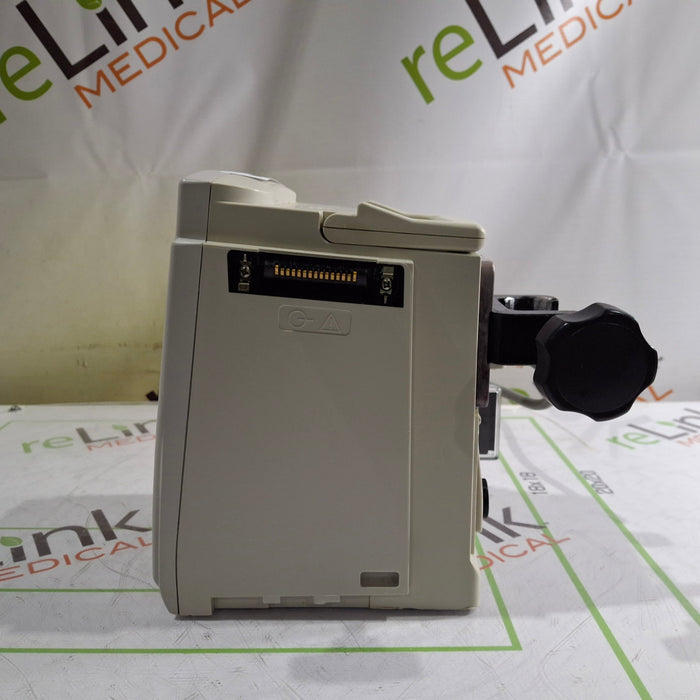 CareFusion Alaris 8015 Large Screen POC Infusion Pump