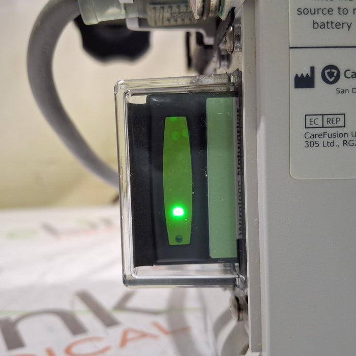CareFusion Alaris 8015 Large Screen POC Infusion Pump