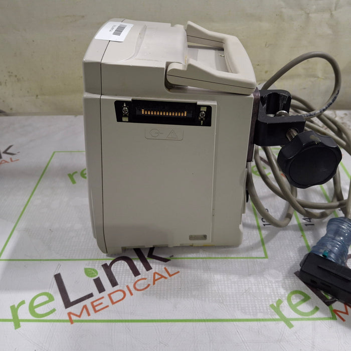 CareFusion Alaris 8015 Large Screen POC Infusion Pump