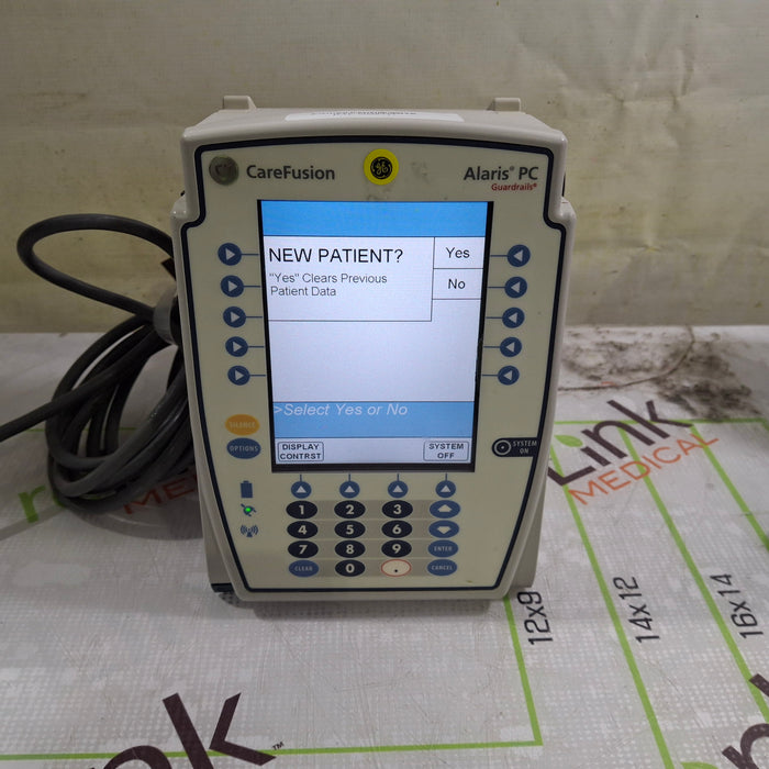CareFusion Alaris 8015 Large Screen POC Infusion Pump