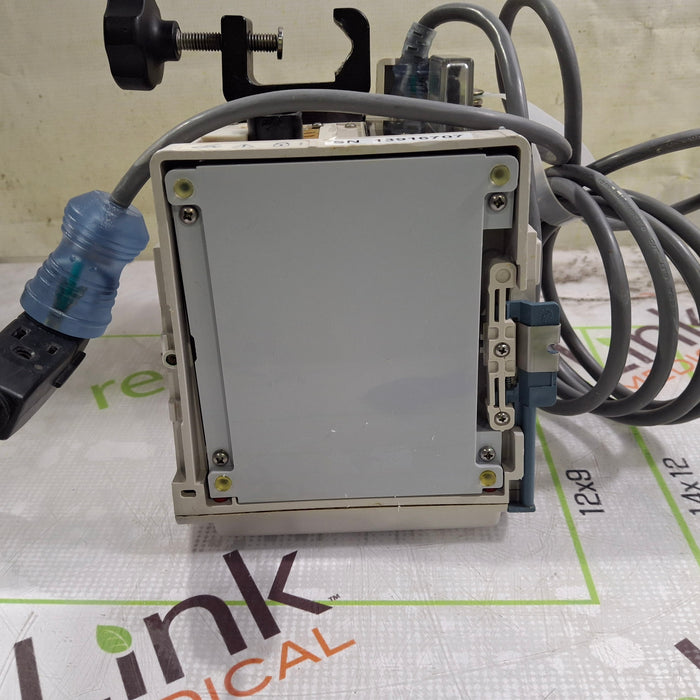 CareFusion Alaris 8015 Large Screen POC Infusion Pump