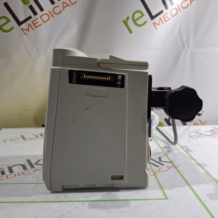 CareFusion Alaris 8015 Large Screen POC Infusion Pump