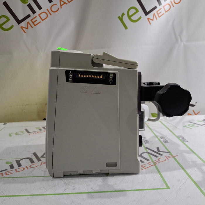 CareFusion Alaris 8015 Large Screen POC Infusion Pump
