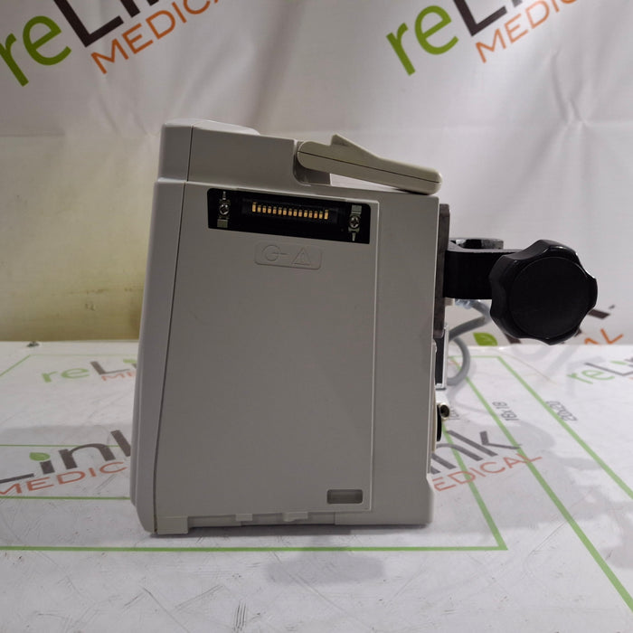 CareFusion Alaris 8015 Large Screen POC Infusion Pump