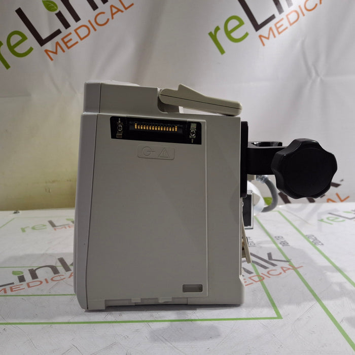 CareFusion Alaris 8015 Large Screen POC Infusion Pump