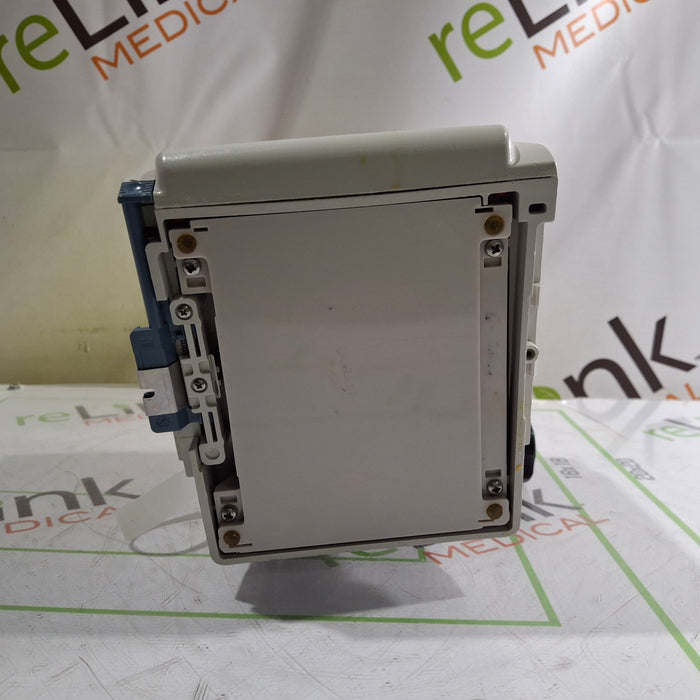 CareFusion Alaris 8015 Large Screen POC Infusion Pump