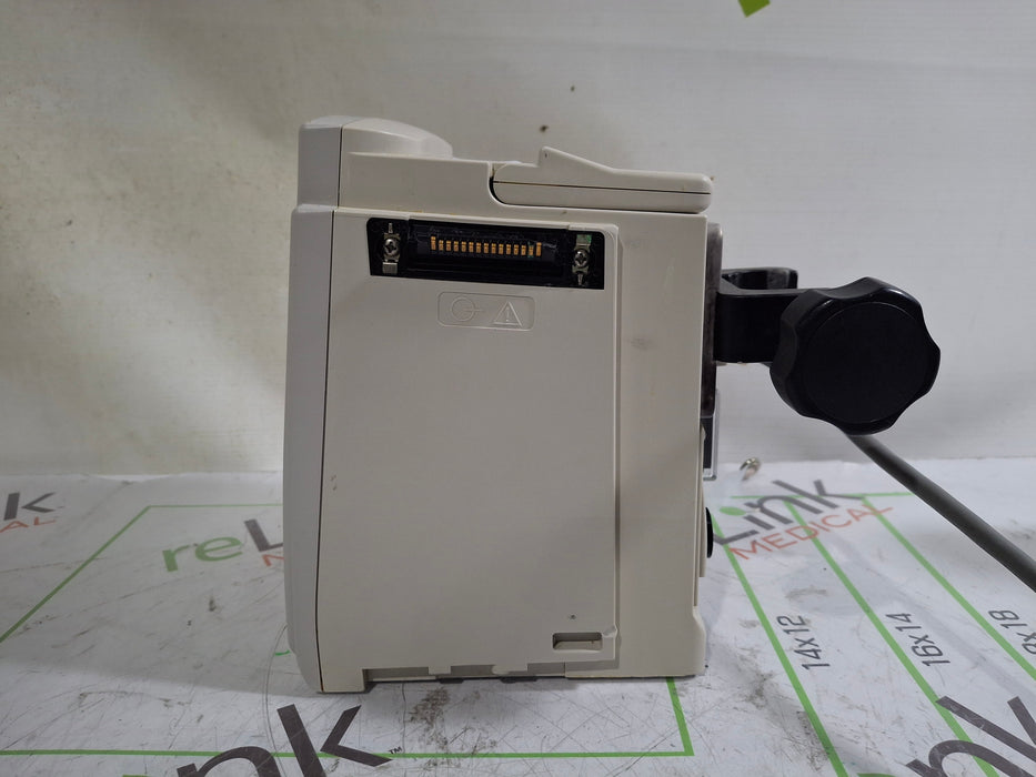 CareFusion Alaris 8015 Large Screen POC Infusion Pump