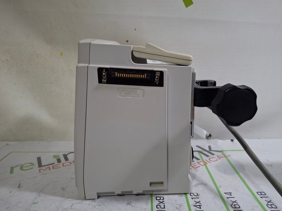 CareFusion Alaris 8015 Large Screen POC Infusion Pump