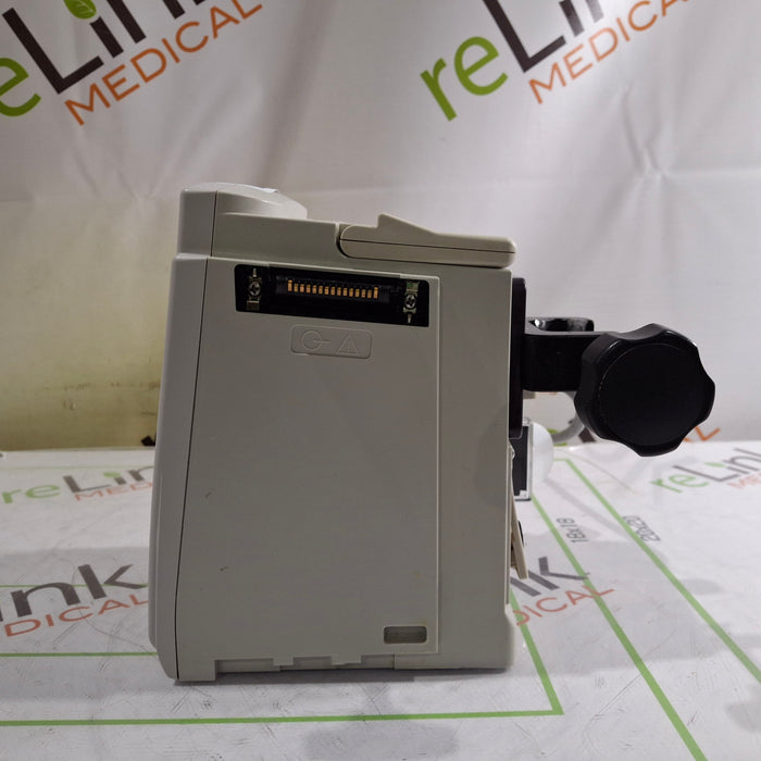 CareFusion Alaris 8015 Large Screen POC Infusion Pump