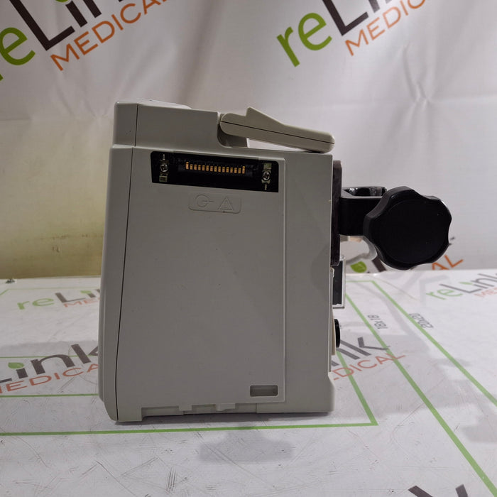 CareFusion Alaris 8015 Large Screen POC Infusion Pump