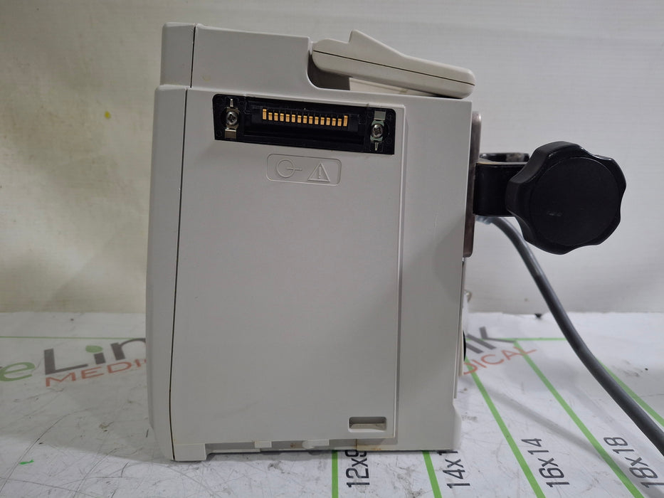 CareFusion Alaris 8015 Large Screen POC Infusion Pump