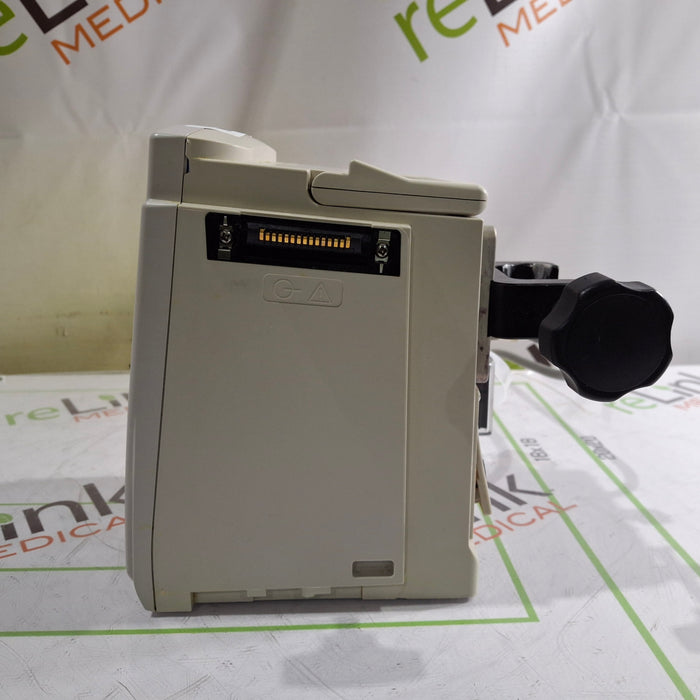 CareFusion Alaris 8015 Large Screen POC Infusion Pump