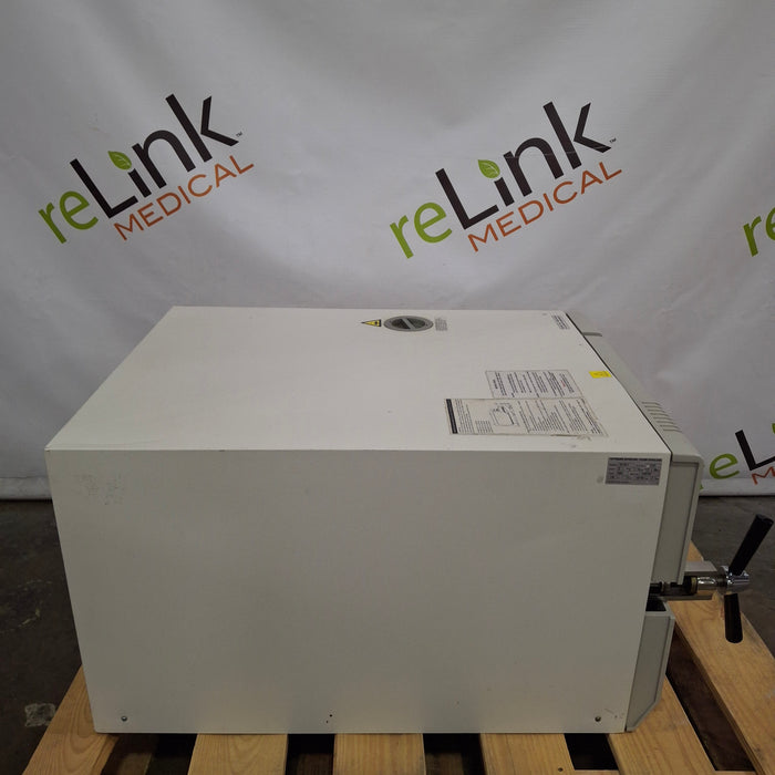 Tuttnauer 3870EA Autoclave