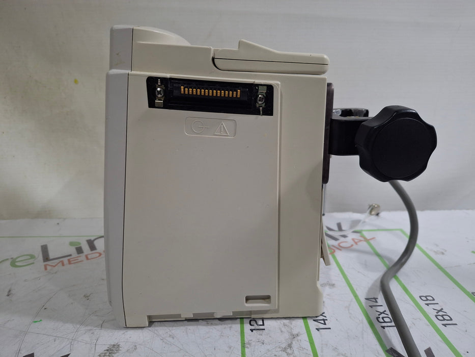 CareFusion Alaris 8015 Large Screen POC Infusion Pump