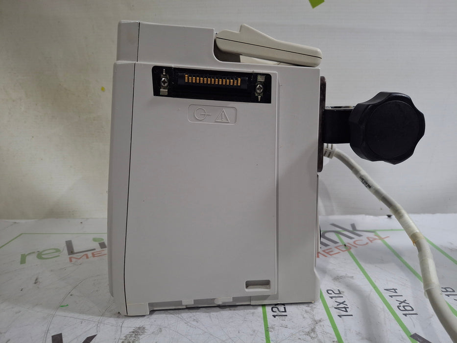 CareFusion Alaris 8015 Large Screen POC Infusion Pump