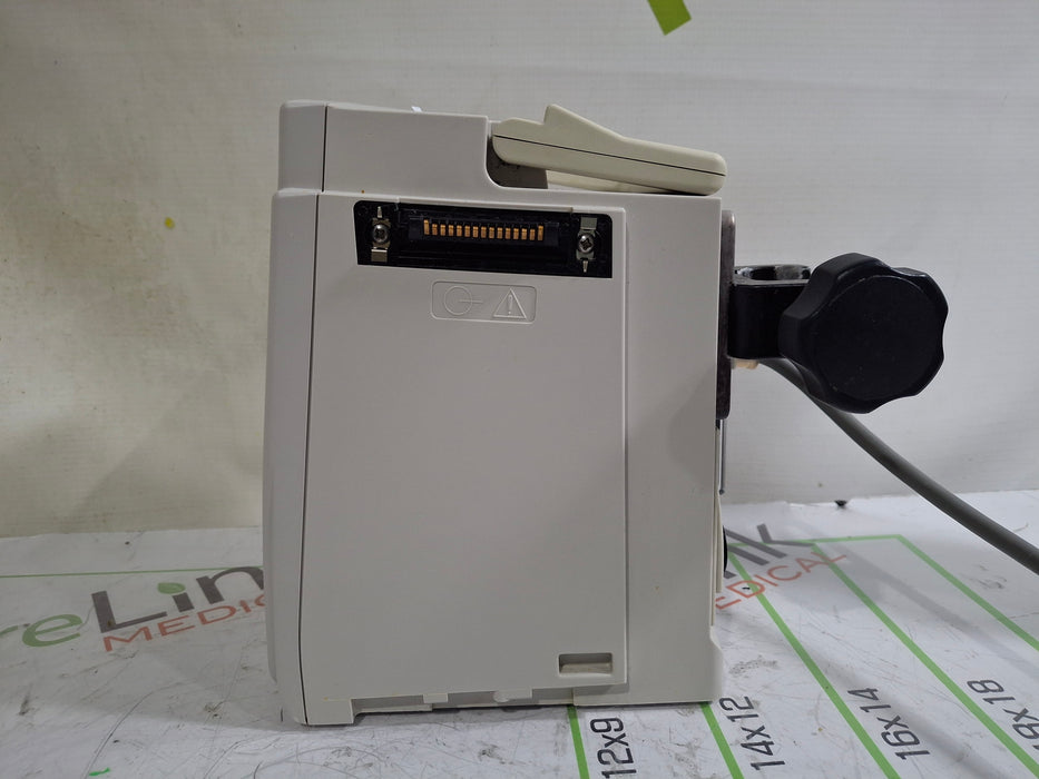 CareFusion Alaris 8015 Large Screen POC Infusion Pump