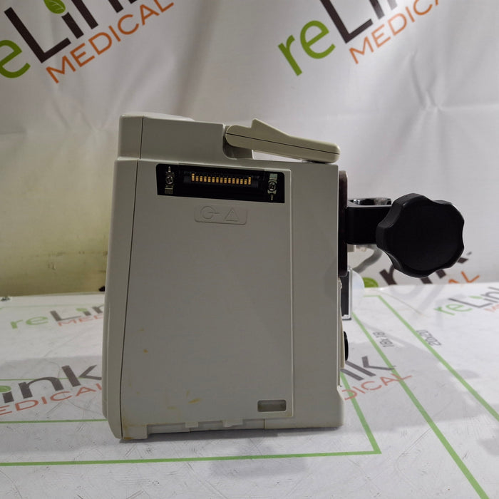 CareFusion Alaris 8015 Large Screen POC Infusion Pump