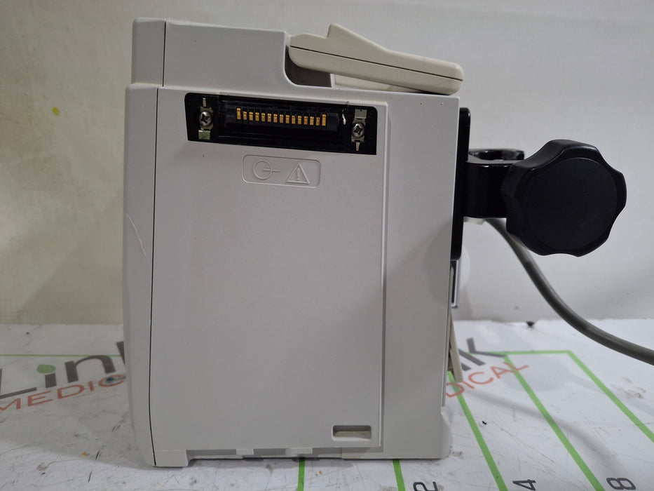 CareFusion Alaris 8015 Large Screen POC Infusion Pump