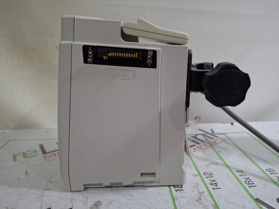 CareFusion Alaris 8015 Large Screen POC Infusion Pump