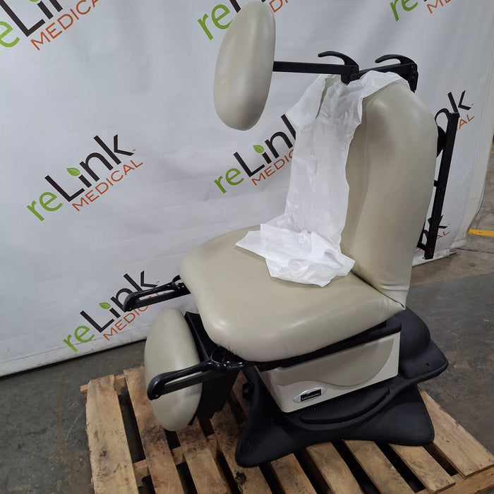 Midmark 630 Procedure Chair