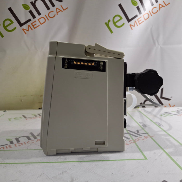 CareFusion Alaris 8015 Large Screen POC Infusion Pump